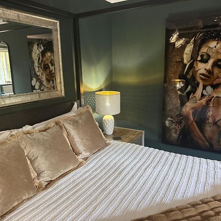 Boutique Shrewsbury Rooms ภายนอก รูปภาพ