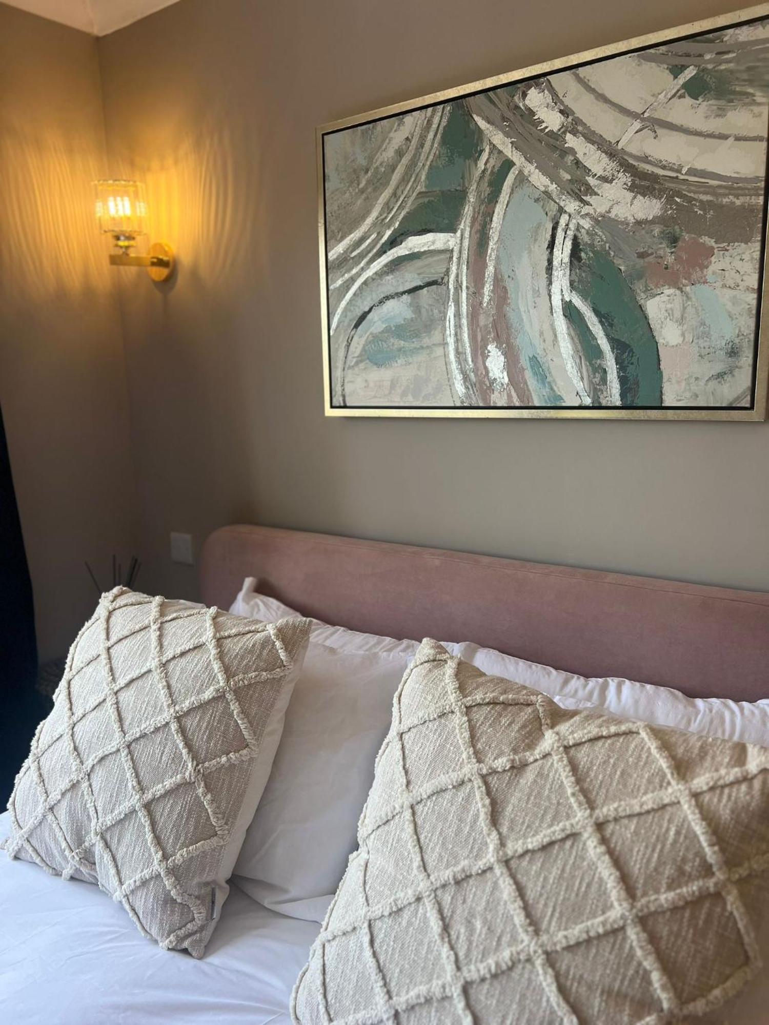 Boutique Shrewsbury Rooms ภายนอก รูปภาพ